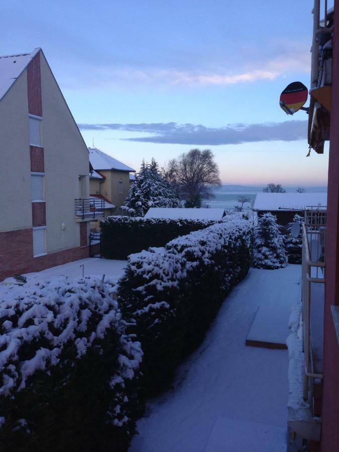 Ferienwohnung Aranypart Apartman Siófok Exterior foto